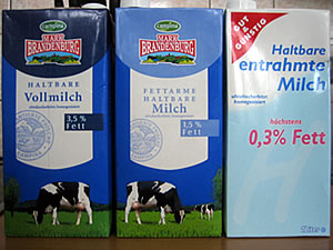 Cartones de leche entera, semidesnatada y desnatada (alemanes)